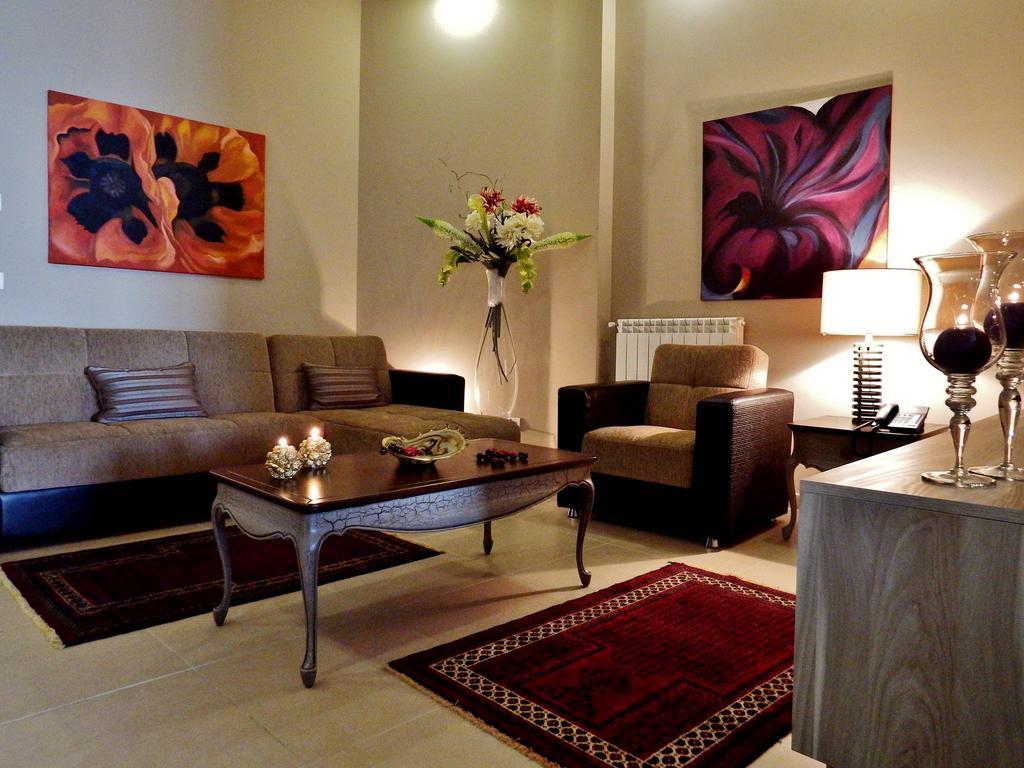 Cherry Blossom Boutique Hotel Bḩamdūn Szoba fotó