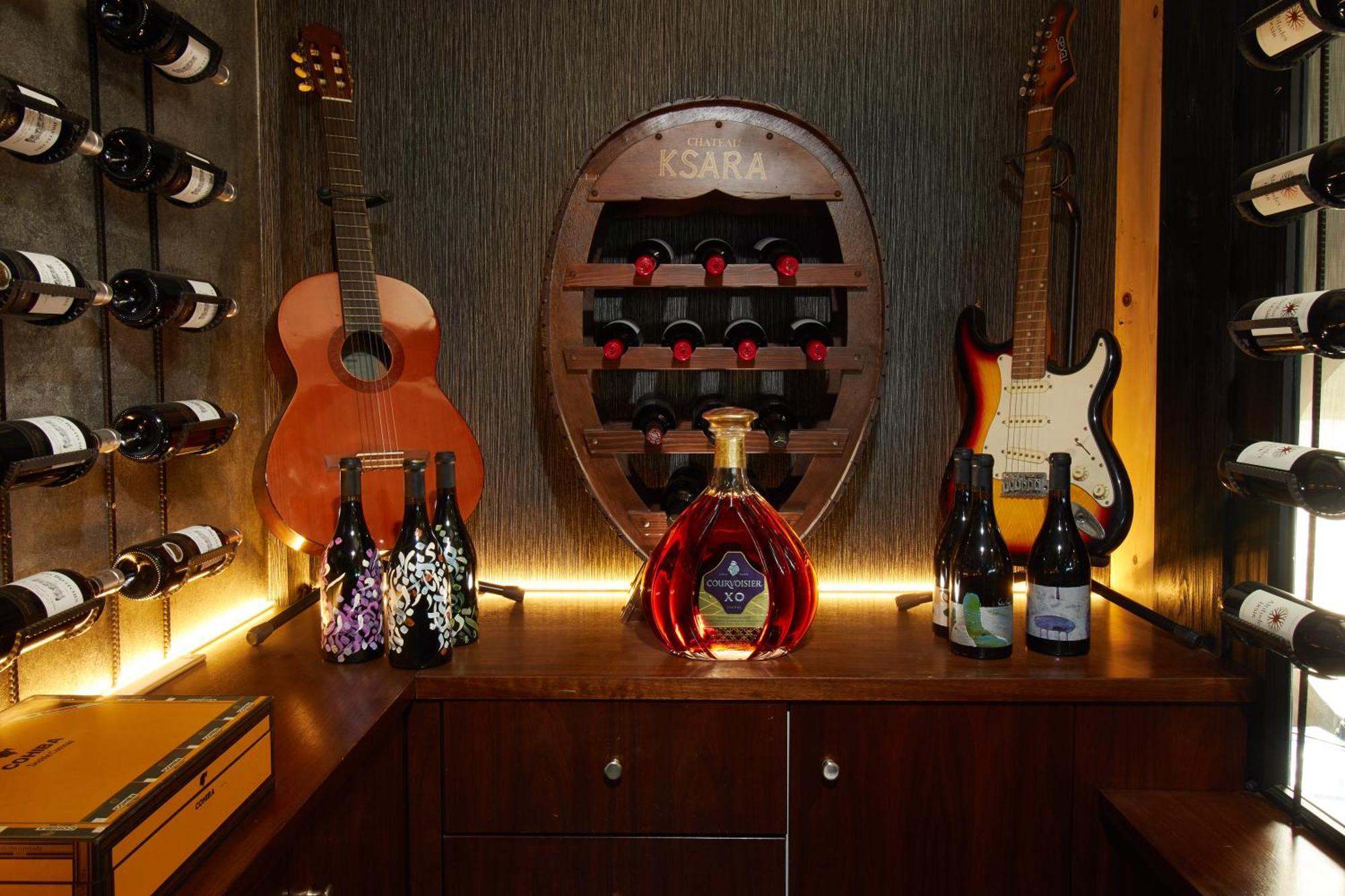 Cherry Blossom Boutique Hotel Bḩamdūn Kültér fotó