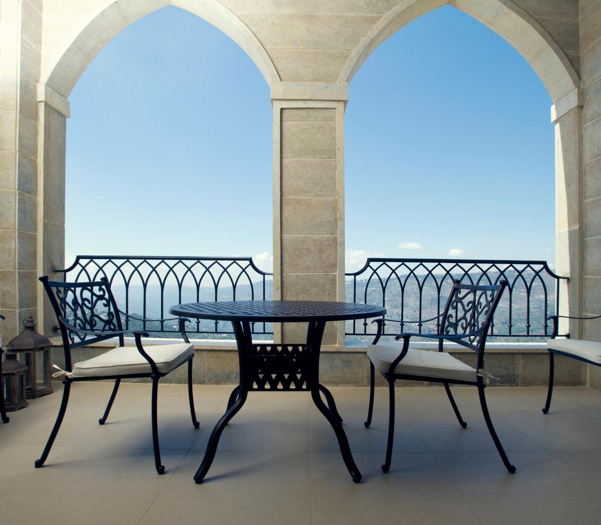 Cherry Blossom Boutique Hotel Bḩamdūn Kültér fotó