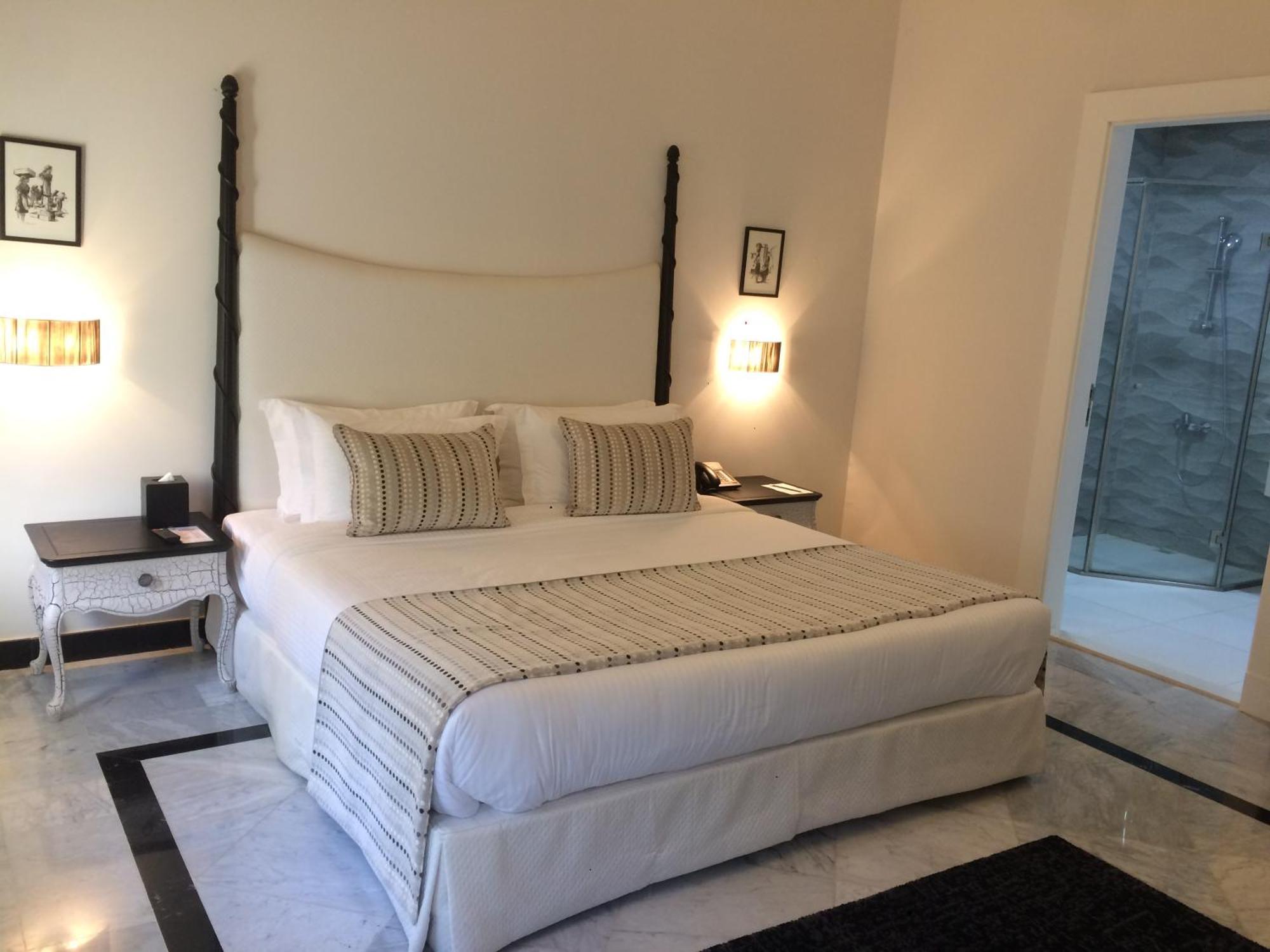 Cherry Blossom Boutique Hotel Bḩamdūn Kültér fotó