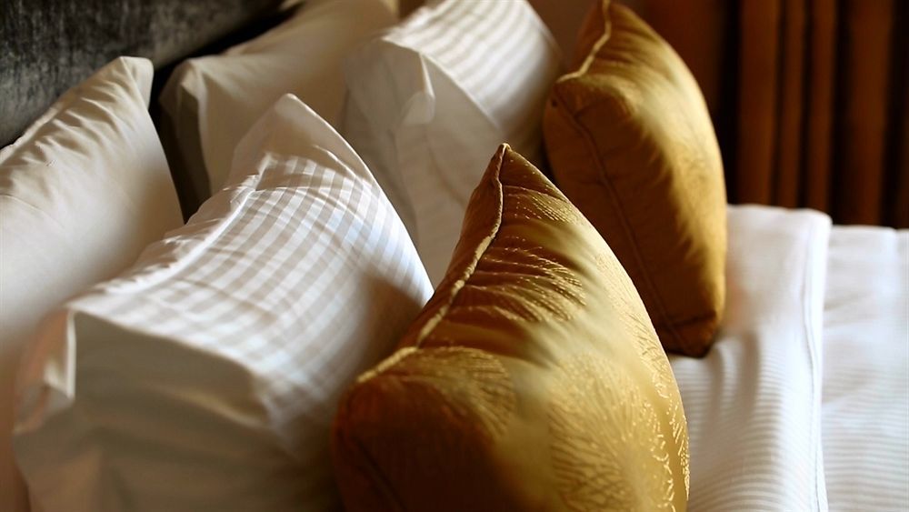 Cherry Blossom Boutique Hotel Bḩamdūn Kültér fotó